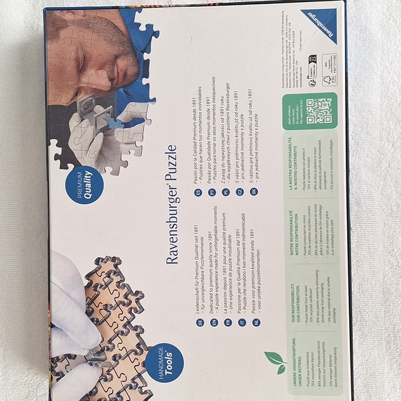 Ravensburger Halloween Dean MacAdam "Trick or Treat!" 1000 Piece Puzzle - Picture 3 of 7